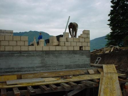 Maurer at Work